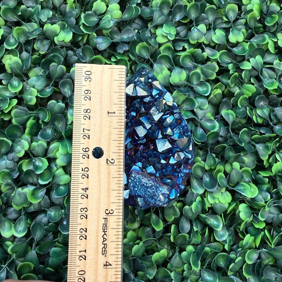 Titanium Quartz - Picture 5 of 5